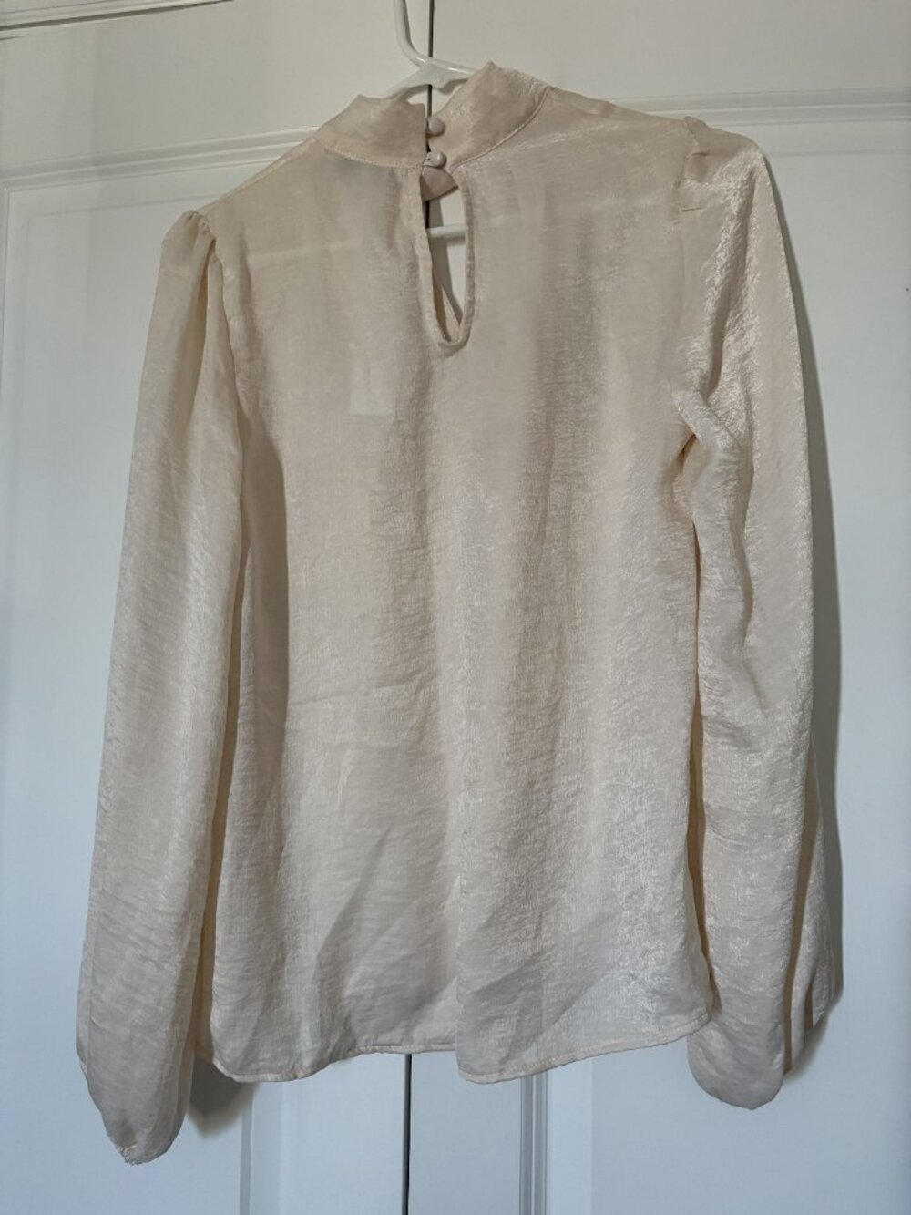 Gilli Cream Blouse - Picture 2 of 3